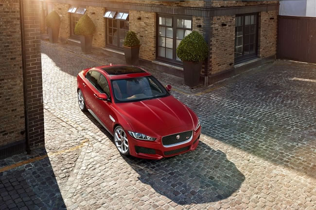 Jaguar XE 2015 Premieres in London