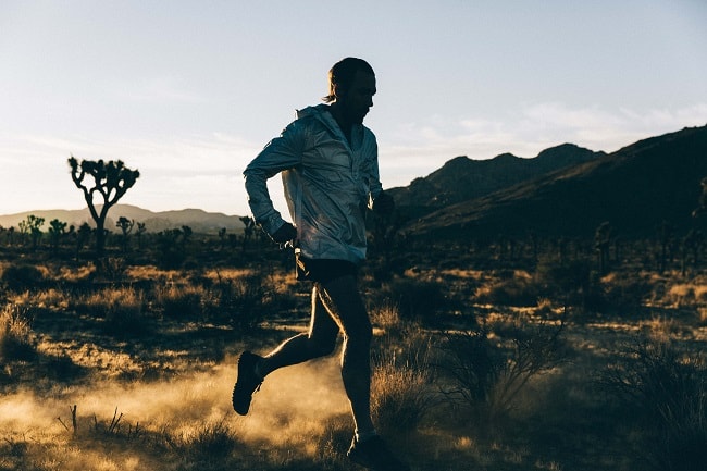 Gear to Stay Visible When Running at Night