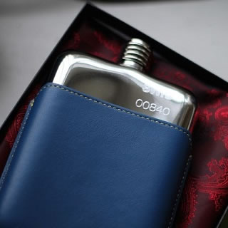 Hip Flasks for the Urban Whisky Drinker