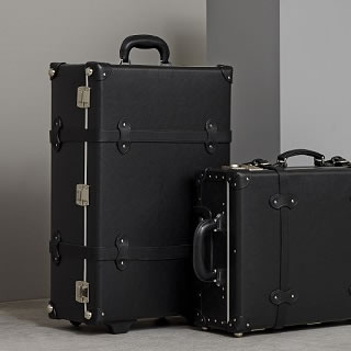 Reiss Collaborates with Steamline Luggage for Spring/Summer 2015