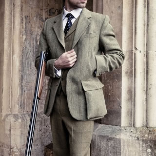 The British Country Look: The Essentials