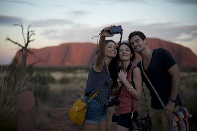 "watch the red rock change colour"