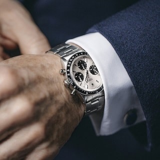 Where You Should Buy & Sell Luxury Watches