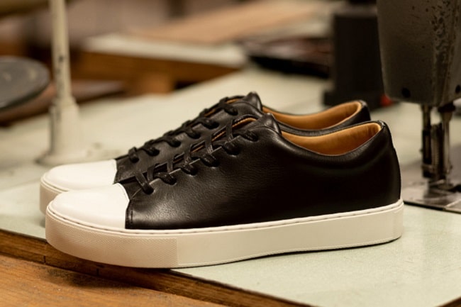 Abington Toe Cap - Black Calf Leather